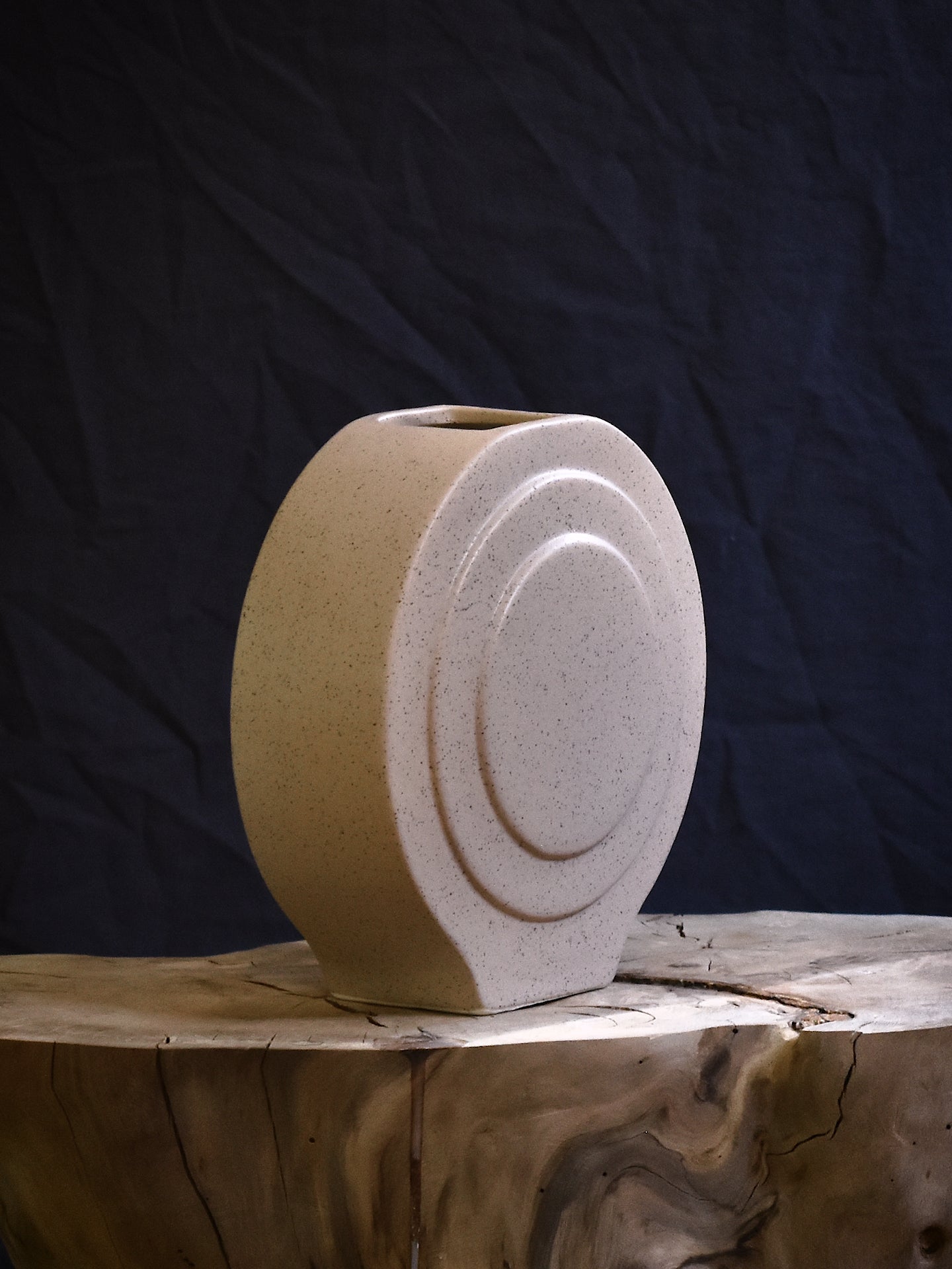 Ceramic Disc Vase - Flecked Sand